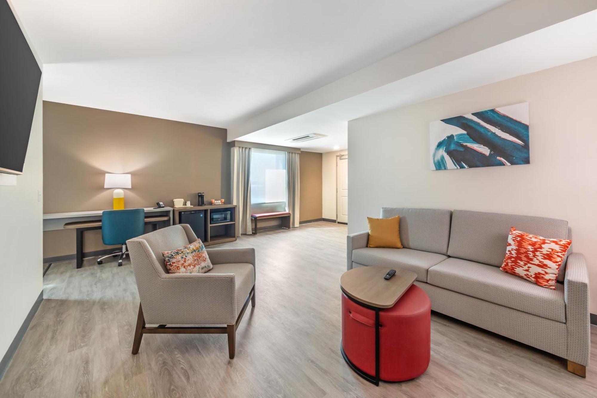 Comfort Suites Fort Myers East I-75 Bagian luar foto
