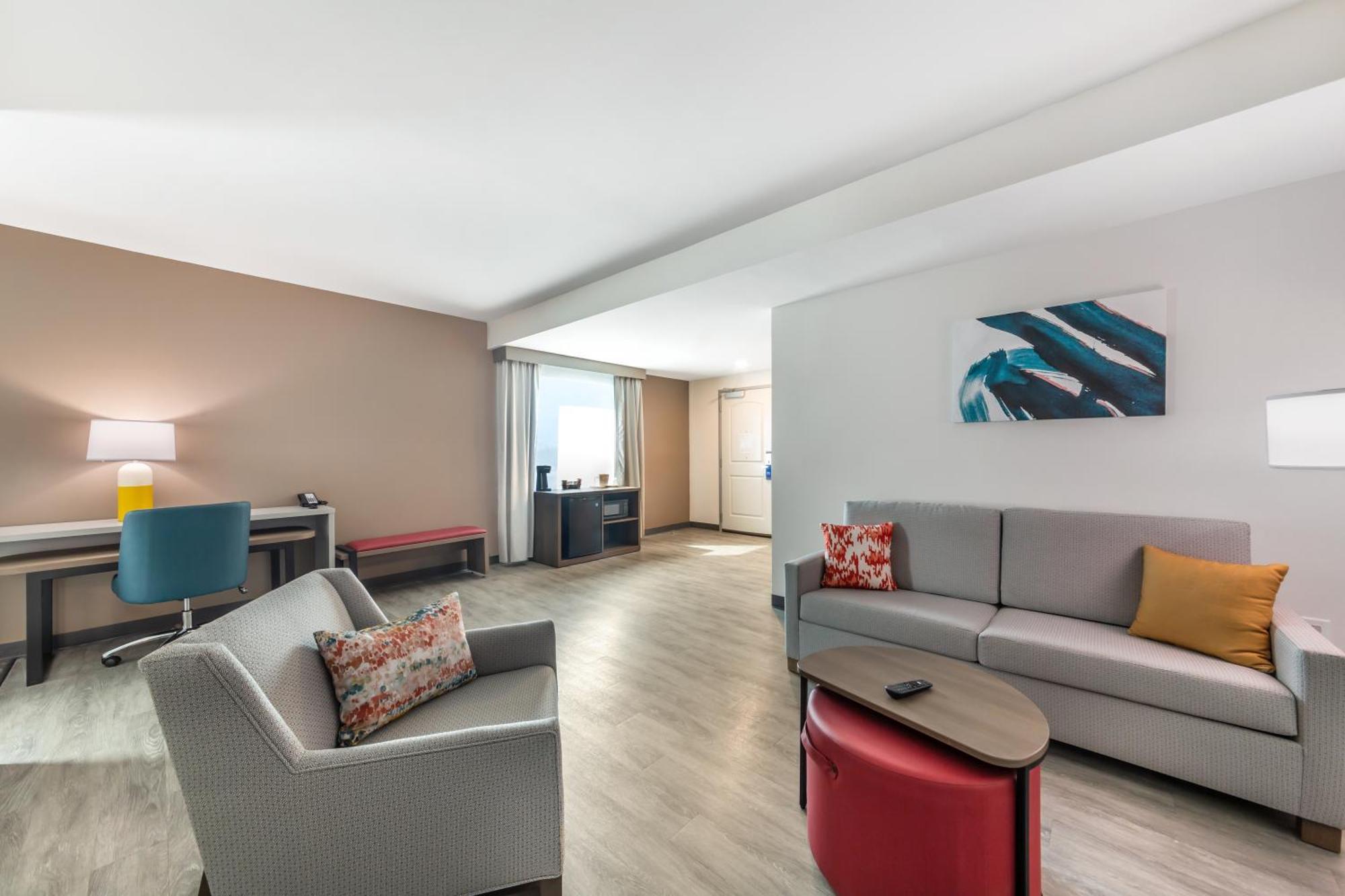 Comfort Suites Fort Myers East I-75 Bagian luar foto